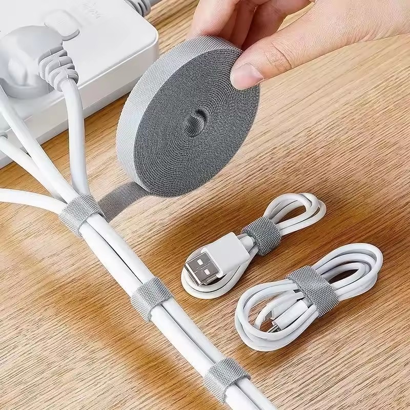 Organizzatore di cavi 1/5M, si - Cable Organizer recensione e prezzo